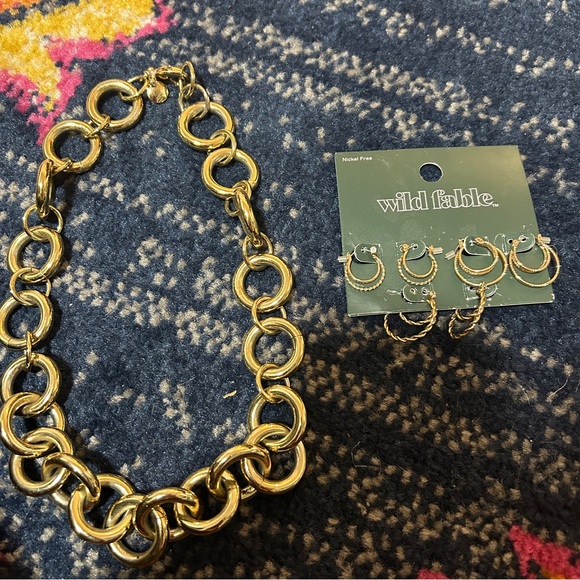 GOLD Jewelry Set - Picture 1 of 5